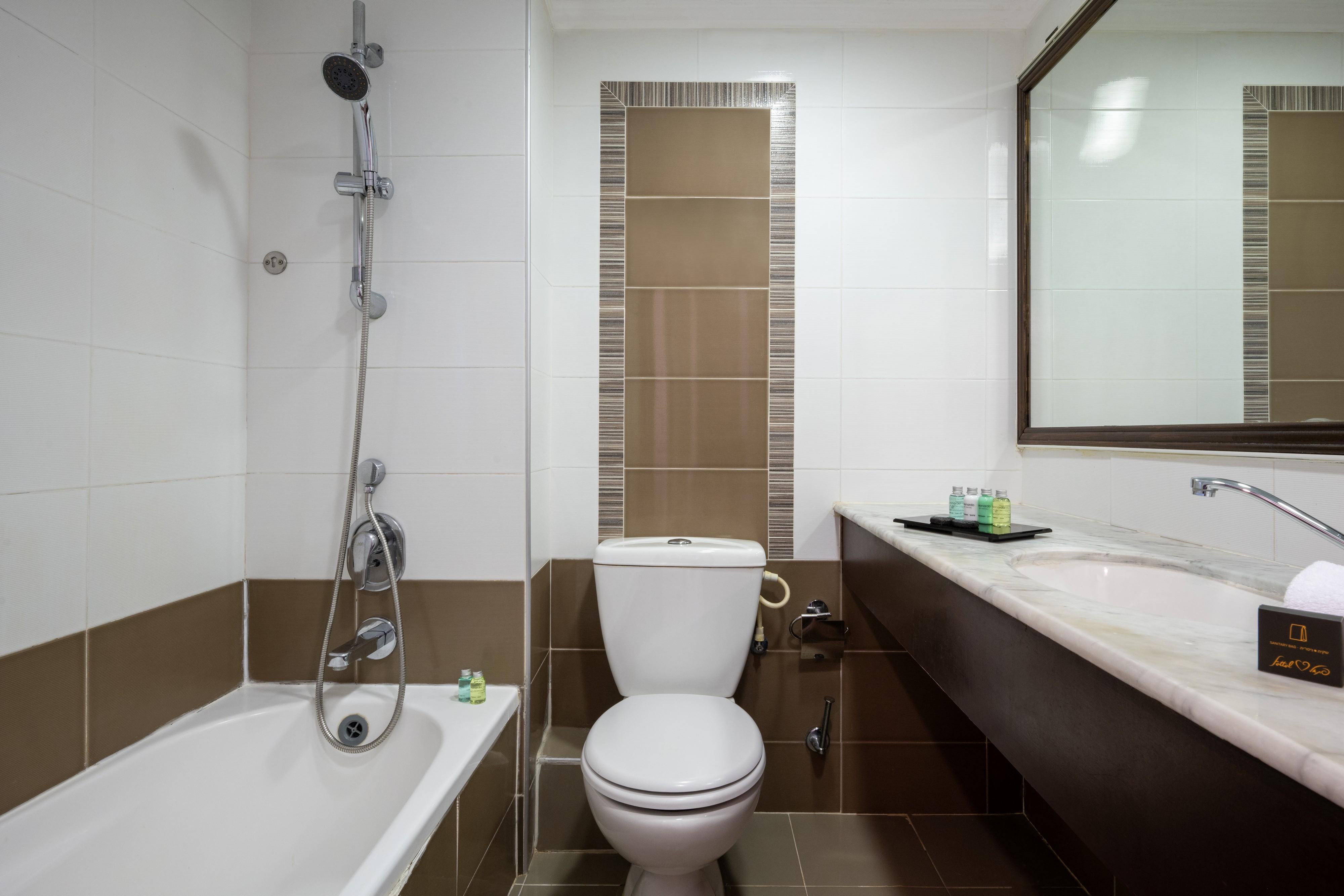 Leonardo Inn Hotel Dead Sea Ейн Бокек Екстериор снимка