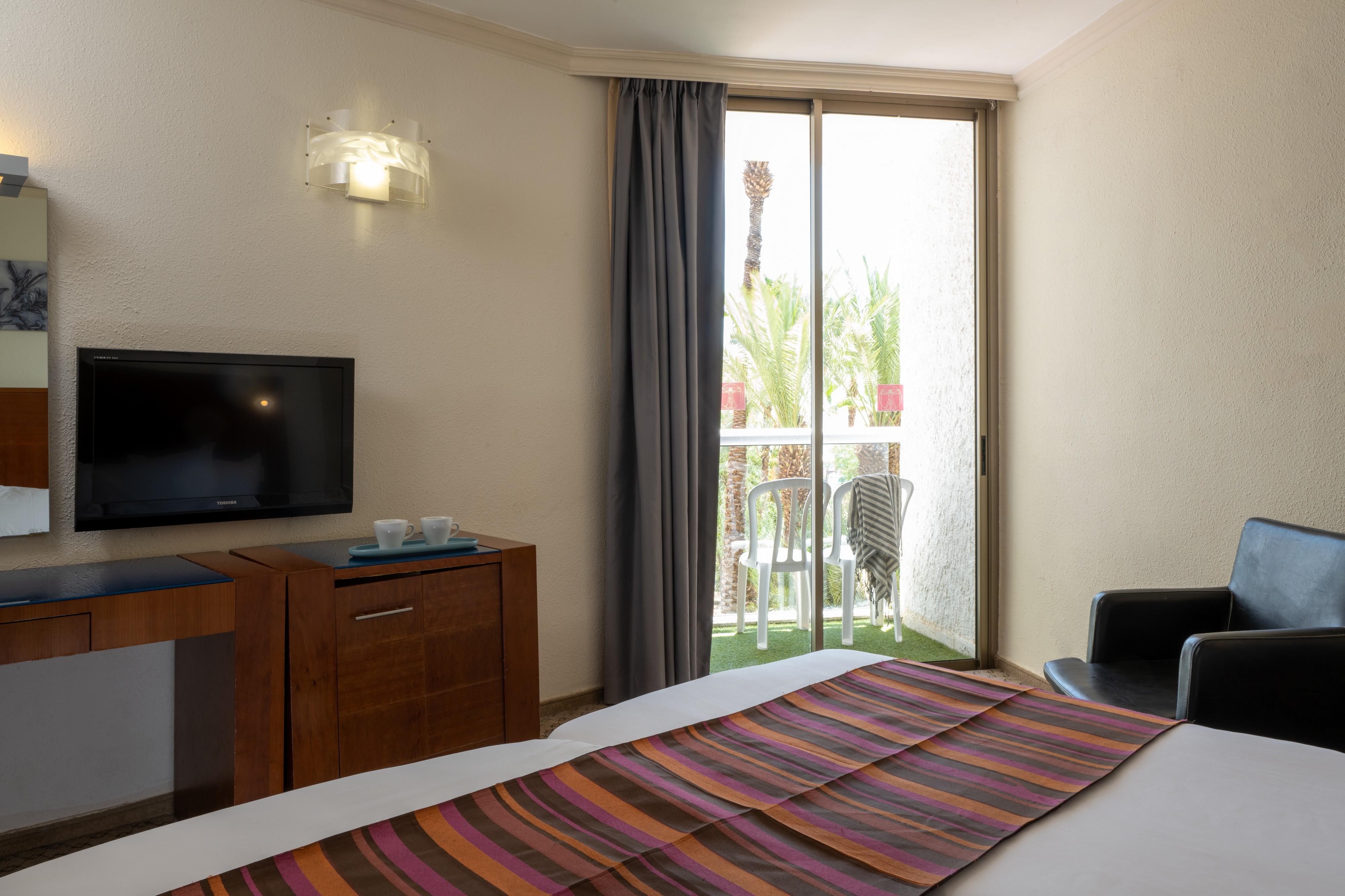 Leonardo Inn Hotel Dead Sea Ейн Бокек Екстериор снимка