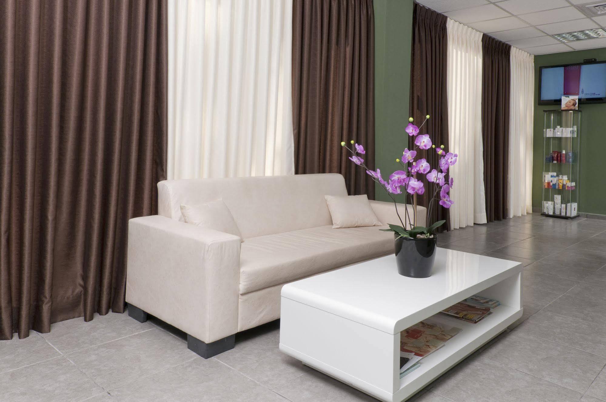Leonardo Inn Hotel Dead Sea Ейн Бокек Екстериор снимка